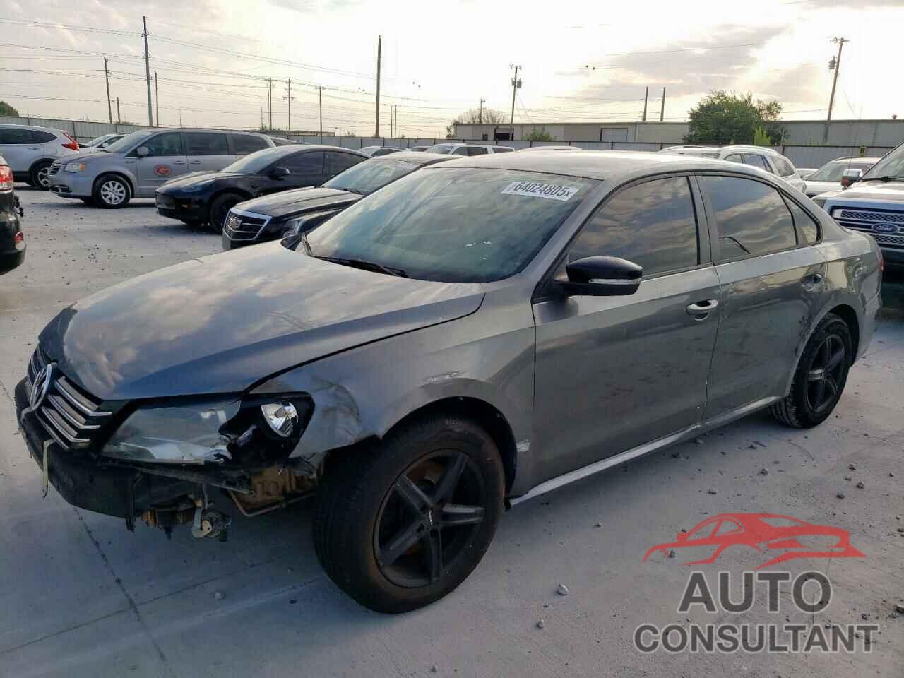VOLKSWAGEN PASSAT 2014 - 1VWAP7A32EC025664
