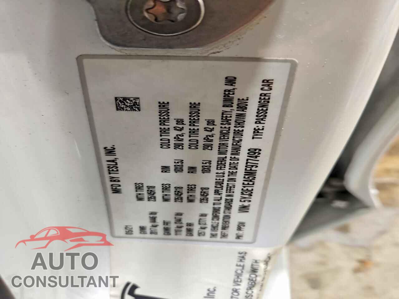 TESLA MODEL 3 2021 - 5YJ3E1EA5MF977499