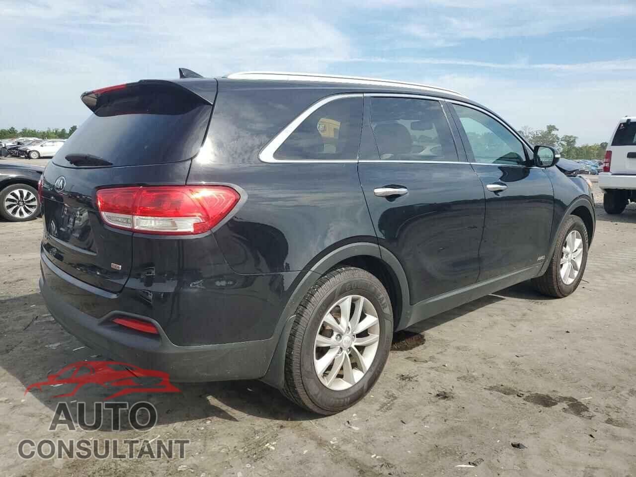 KIA SORENTO 2017 - 5XYPGDA33HG297748