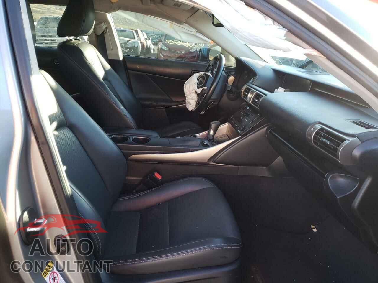 LEXUS IS 2014 - JTHCF1D20E5011053