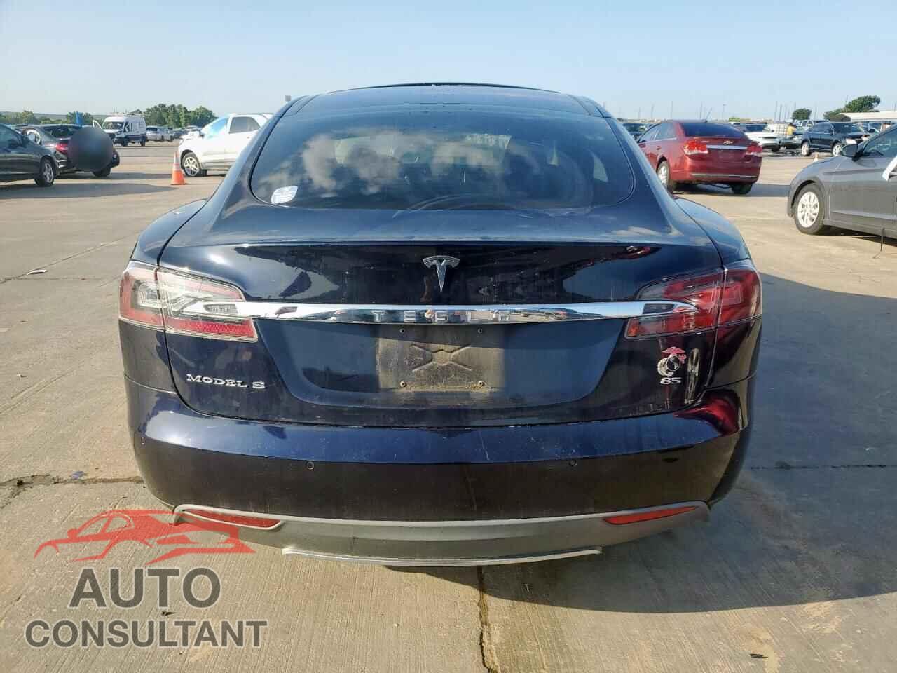 TESLA MODEL S 2014 - 5YJSA1H16EFP50018