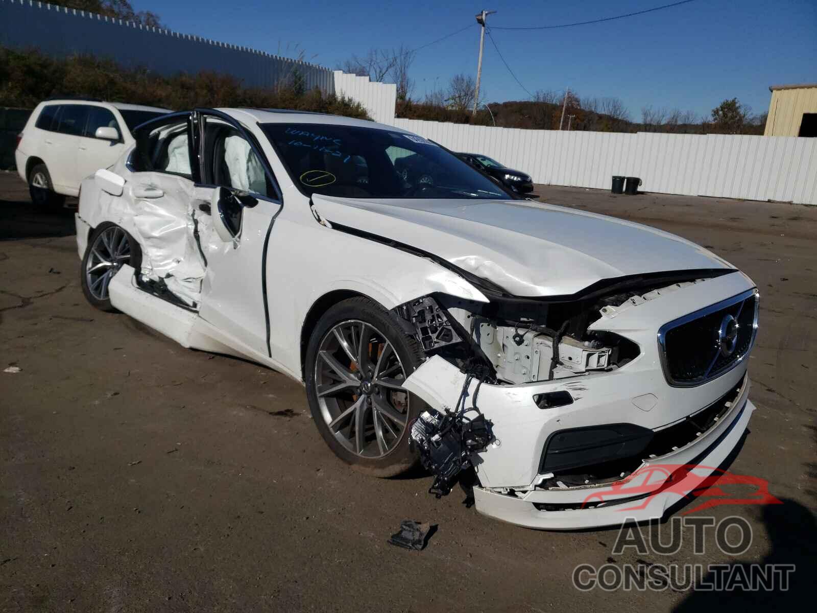 VOLVO S90 2017 - YV1102AK4H1013740