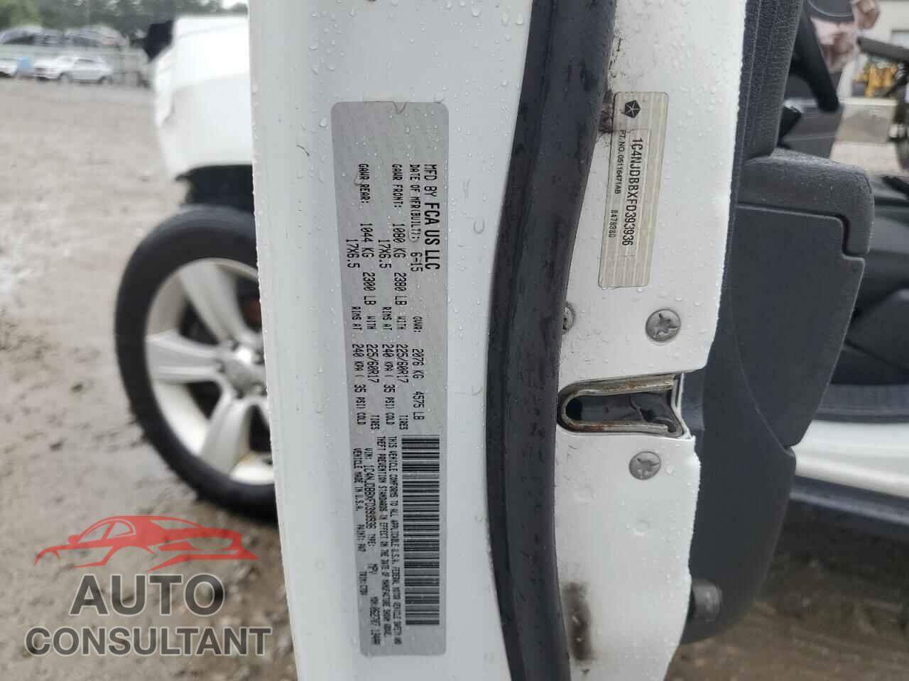 JEEP COMPASS 2015 - 1C4NJDBBXFD393936