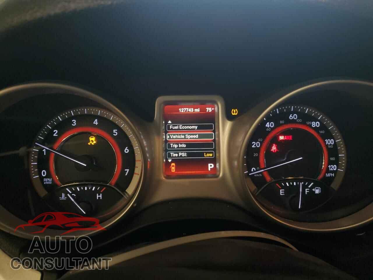 DODGE JOURNEY 2015 - 3C4PDCBB0FT582809