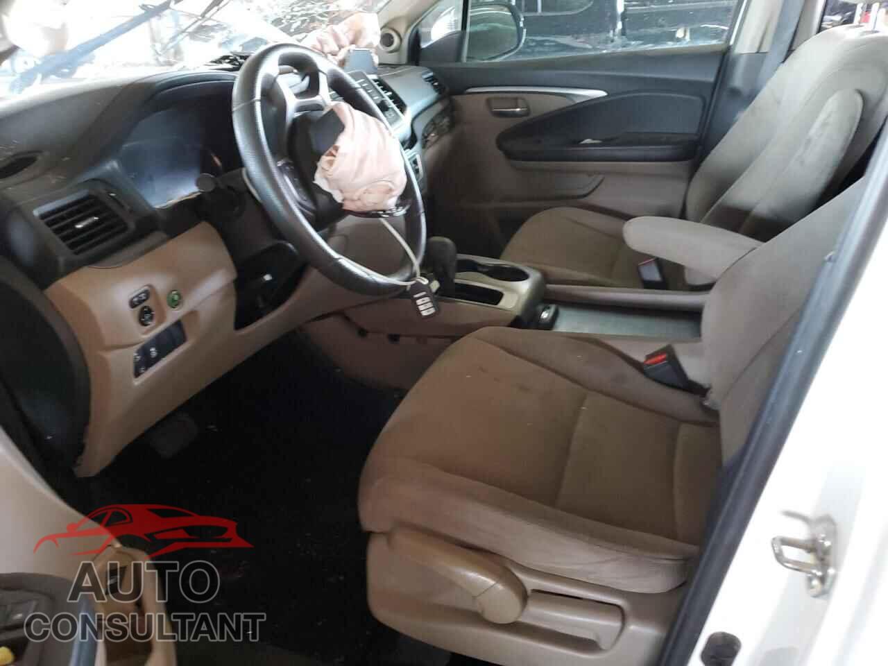 HONDA PILOT 2019 - 5FNYF5H15KB012886