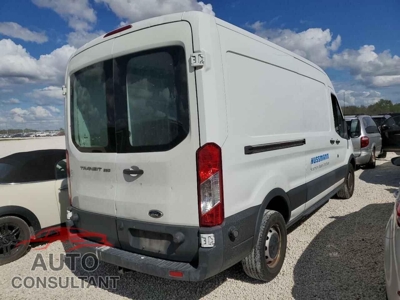 FORD TRANSIT 2017 - 1FTYR2CM0HKA04813
