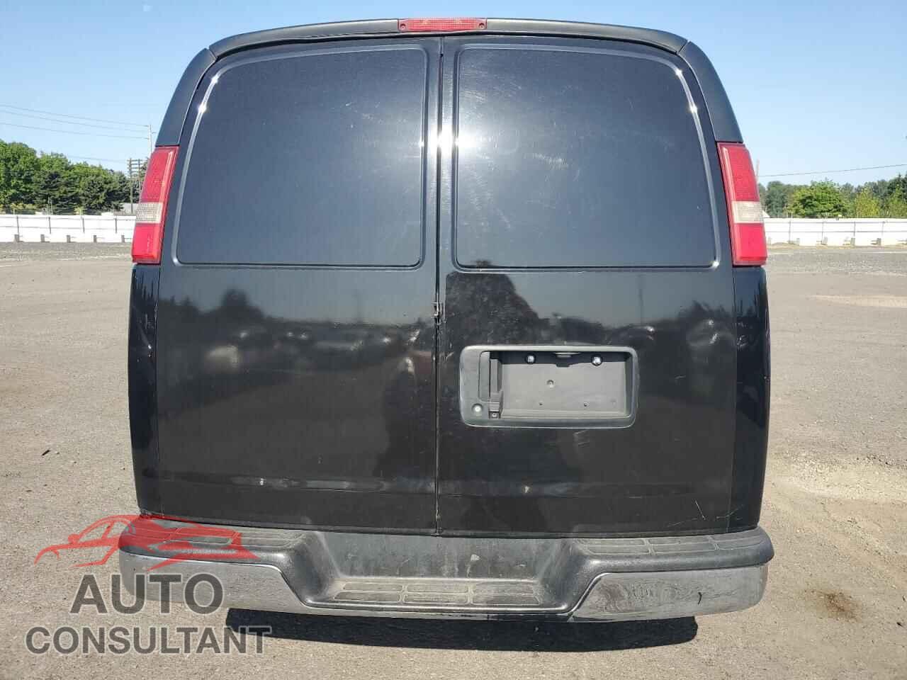 CHEVROLET EXPRESS 2015 - 1GCWGFCF8F1186320