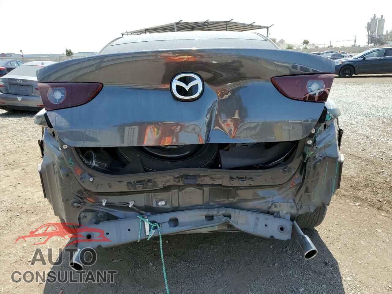 MAZDA 3 2022 - JM1BPABL6N1506631