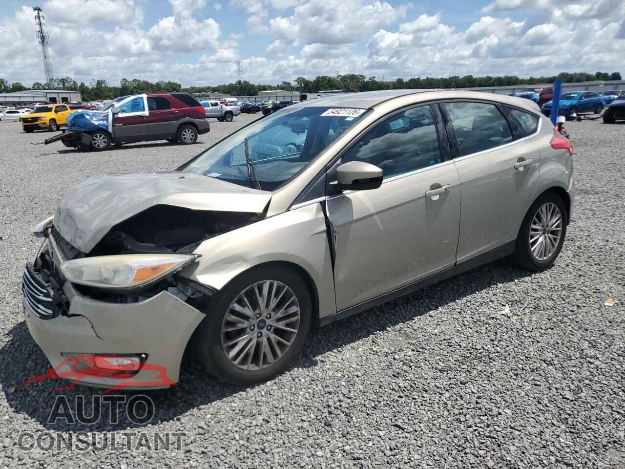 FORD FOCUS 2016 - 1FADP3N24GL235461