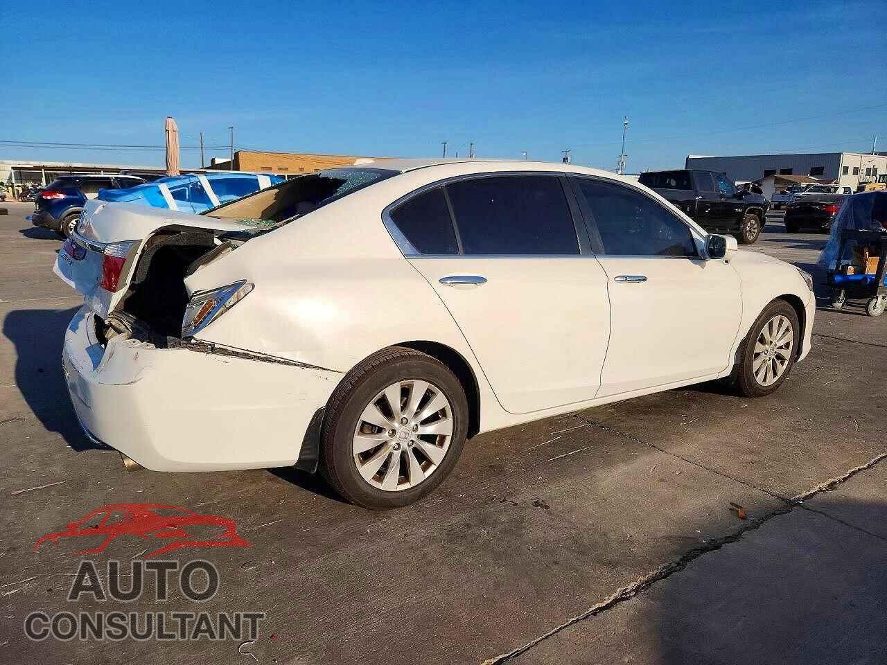 HONDA ACCORD 2013 - 1HGCR2F80DA057120