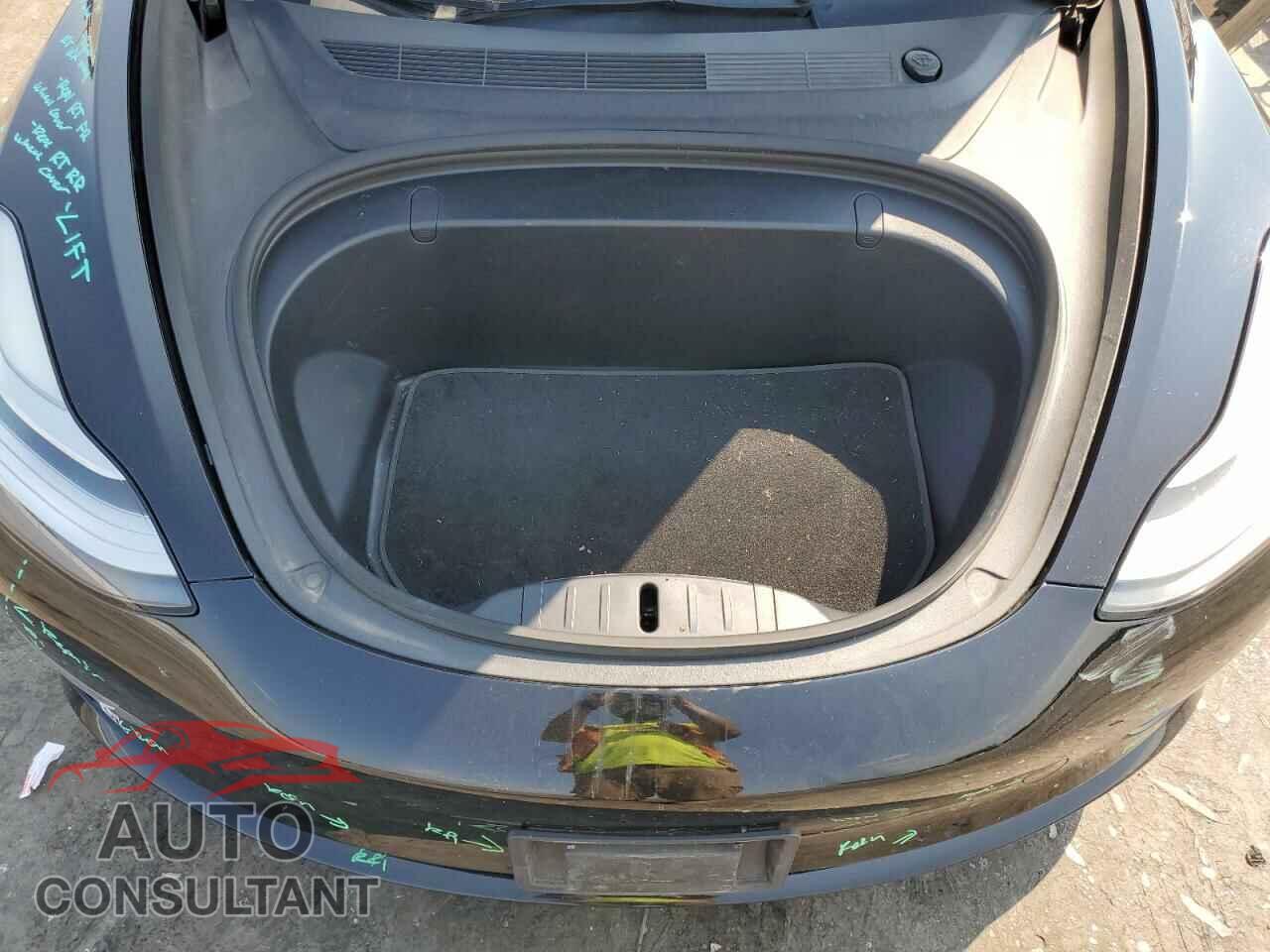 TESLA MODEL 3 2018 - 5YJ3E1EA3JF095260