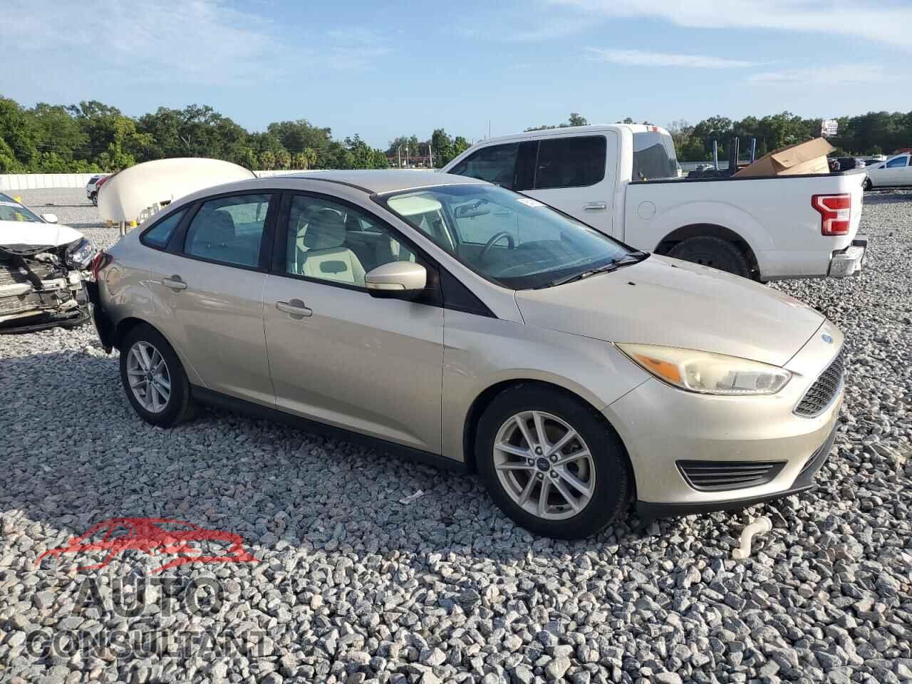 FORD FOCUS 2017 - 1FADP3F27HL289465