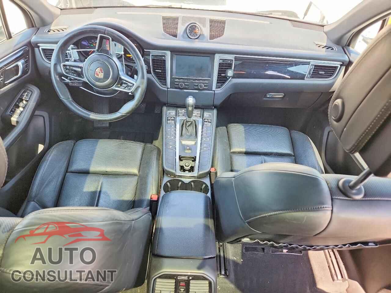 PORSCHE MACAN 2015 - WP1AB2A59FLB50277