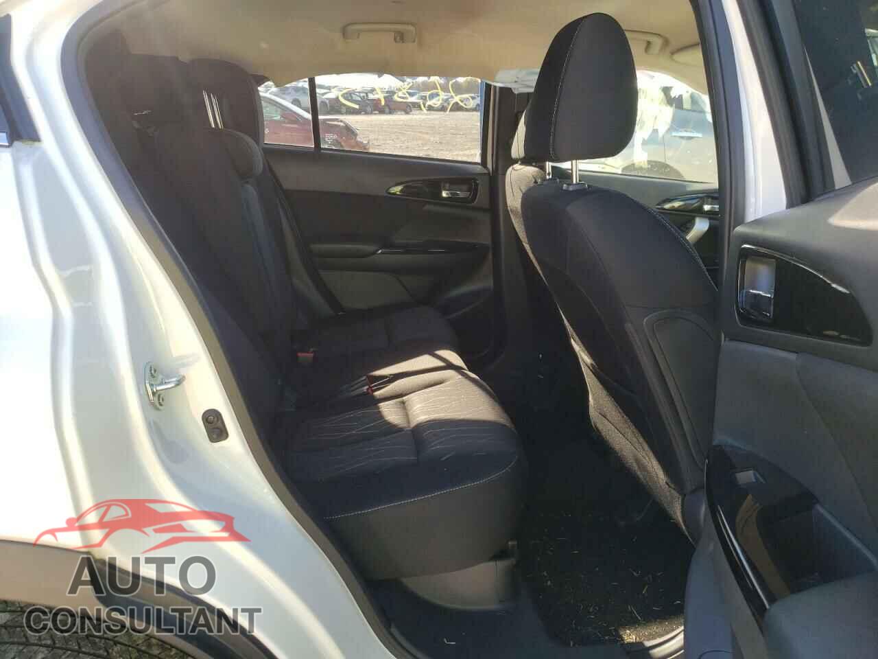 MITSUBISHI ECLIPSE 2018 - JA4AT5AA6JZ038078