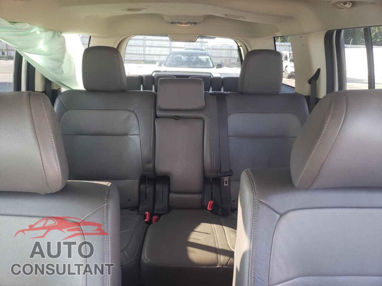 FORD FLEX 2018 - 2FMHK6C80JBA19659