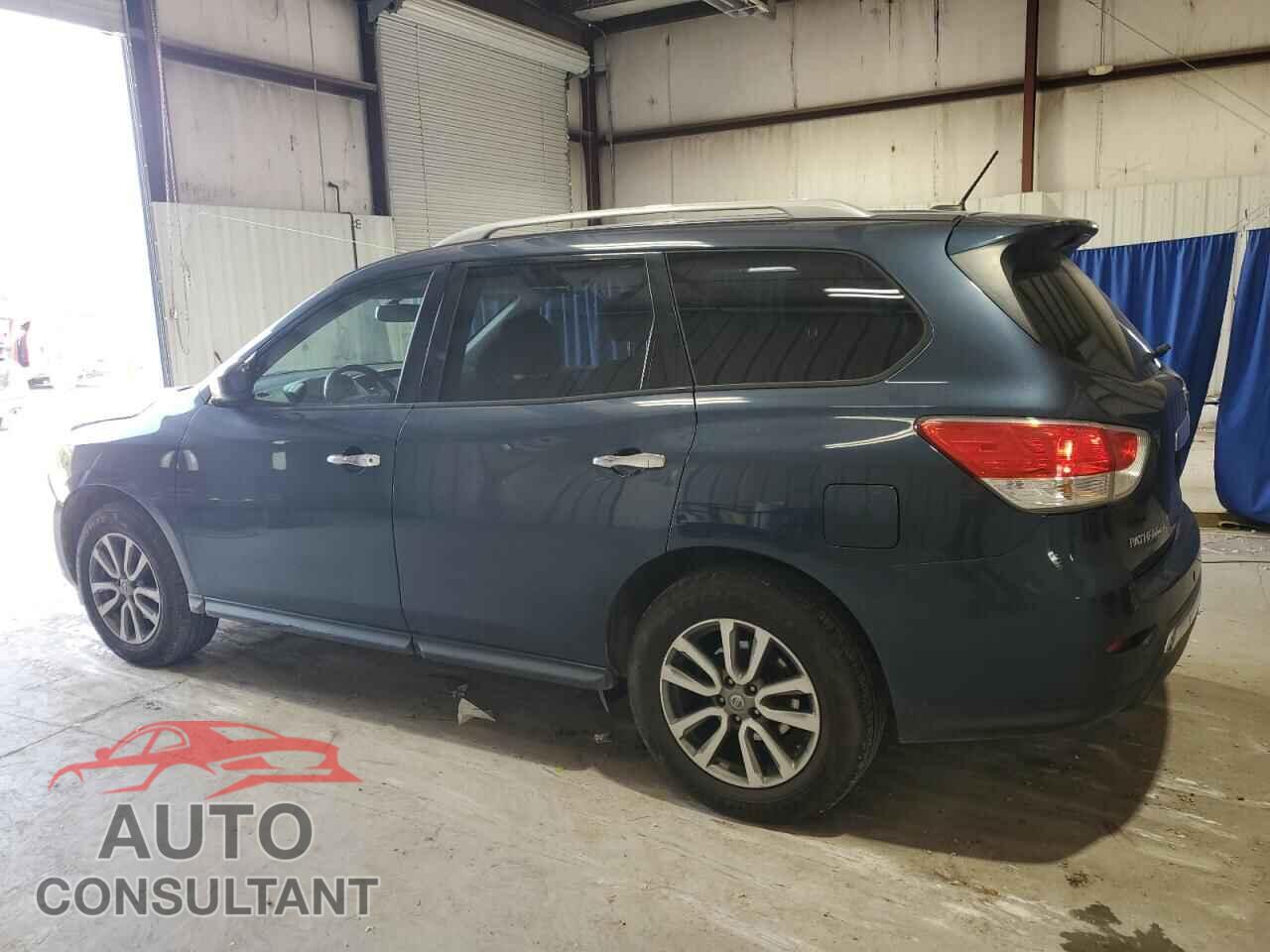 NISSAN PATHFINDER 2015 - 5N1AR2MM7FC651387