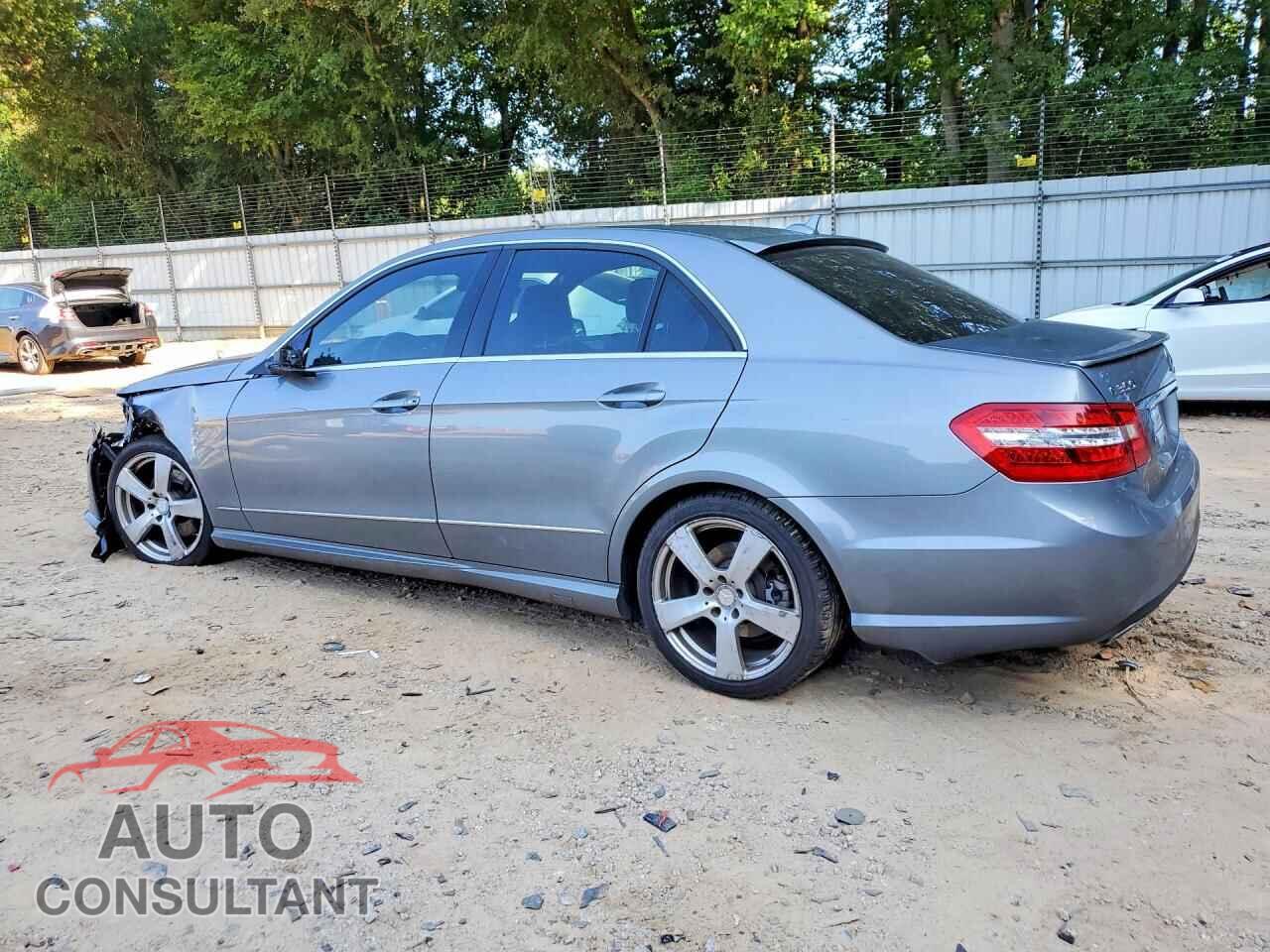 MERCEDES-BENZ E-CLASS 2011 - WDDHF5GB2BA475836