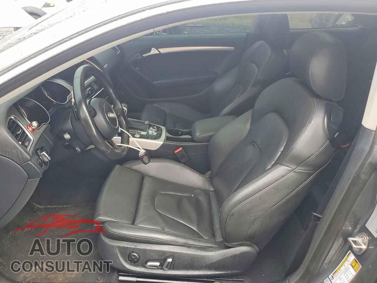AUDI A5 2013 - WAULFAFR2DA066733