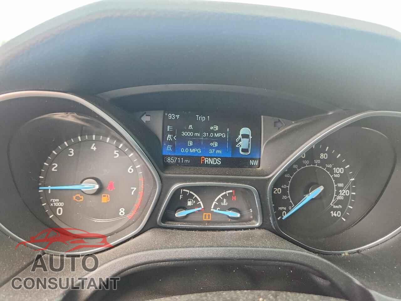 FORD FOCUS 2018 - 1FADP3FE2JL288157