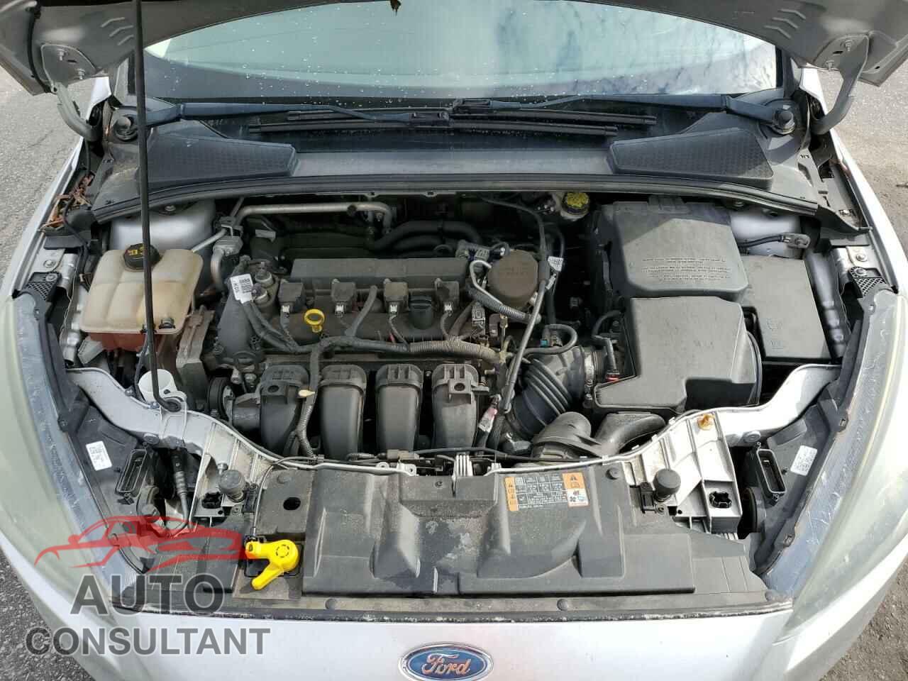 FORD FOCUS 2015 - 1FADP3K26FL218194