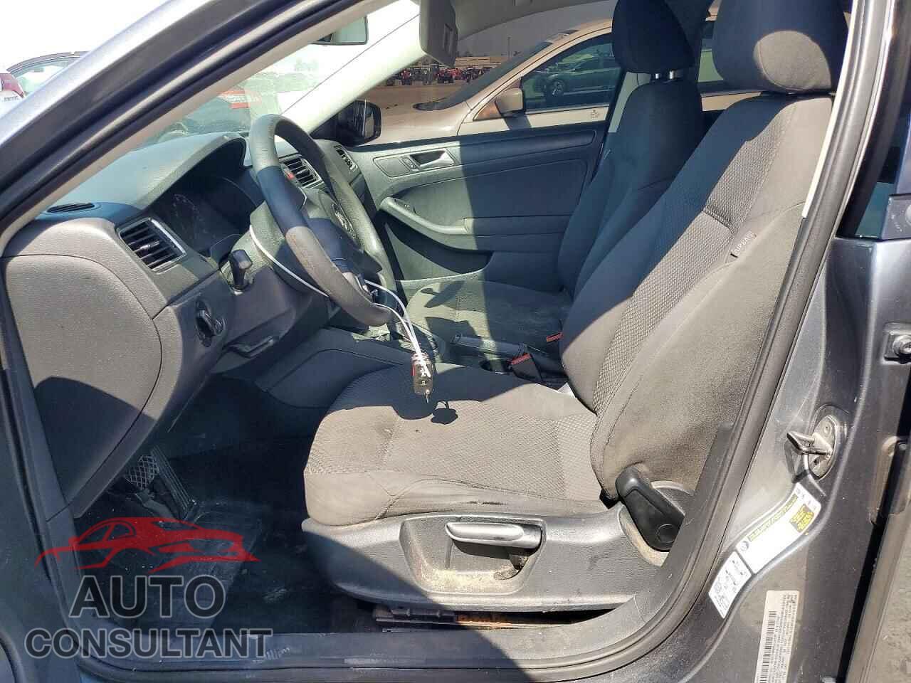 VOLKSWAGEN JETTA 2011 - 3VW2K7AJ3BM112341