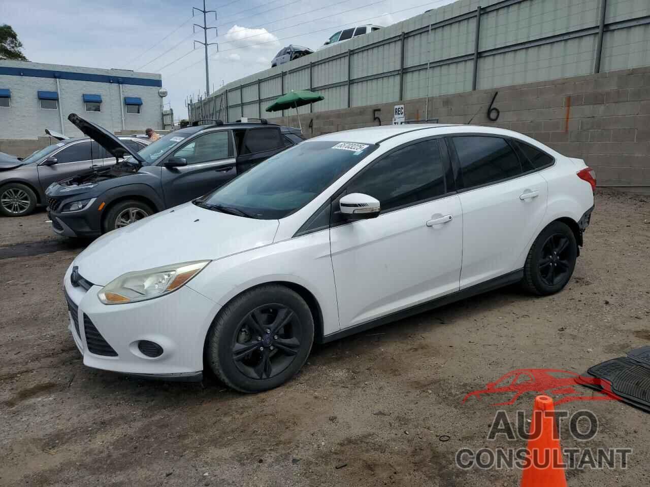 FORD FOCUS 2014 - 1FADP3F29EL349516
