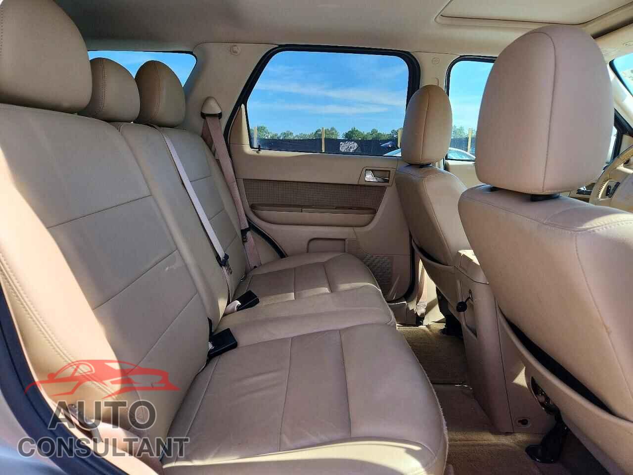 FORD ESCAPE 2010 - 1FMCU0EG2AKA43103