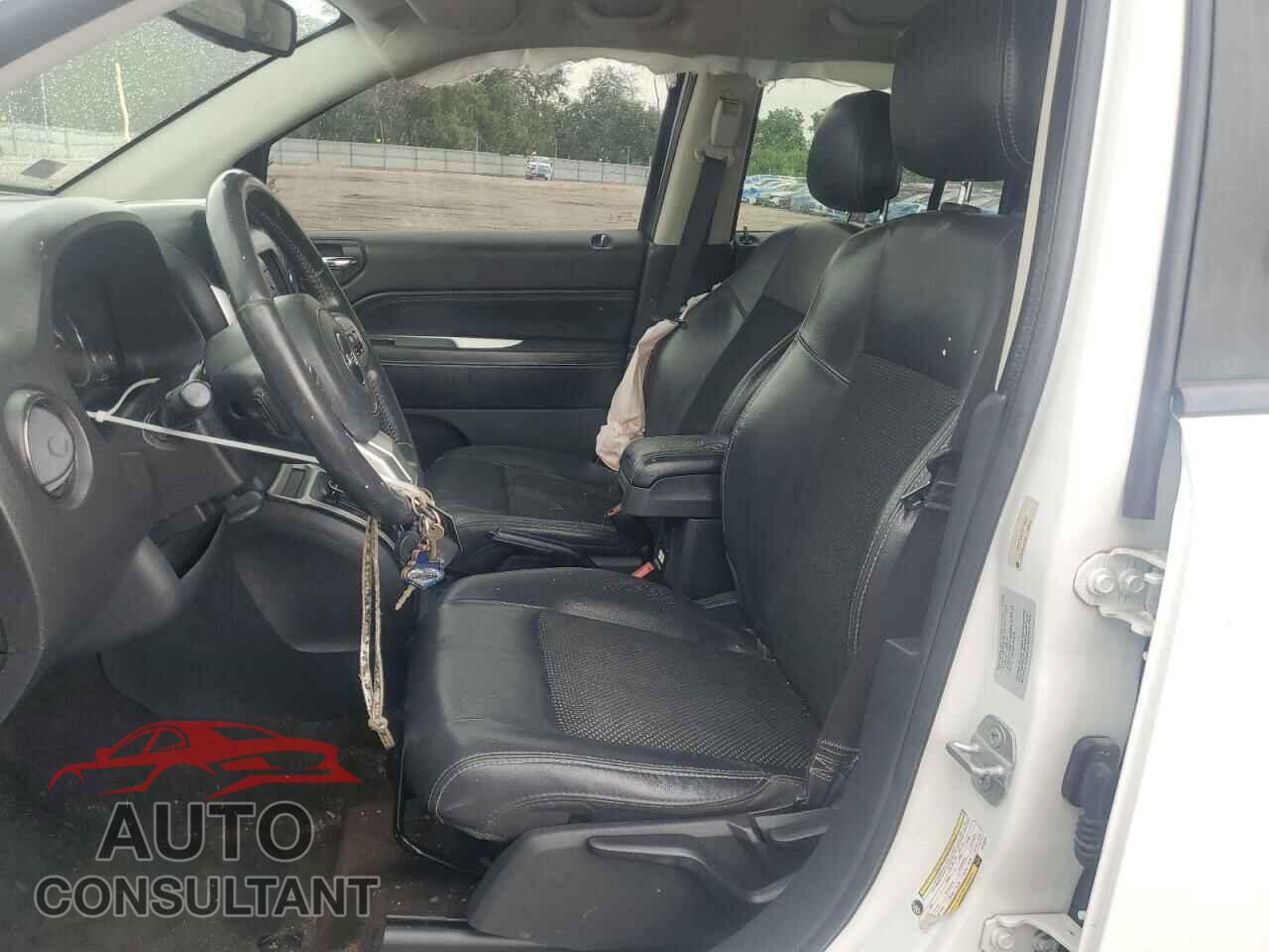 JEEP COMPASS 2015 - 1C4NJCEBXFD120291