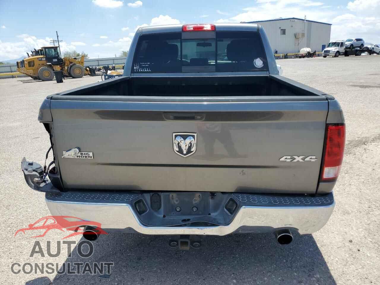 DODGE RAM 1500 2012 - 1C6RD7LT8CS241055