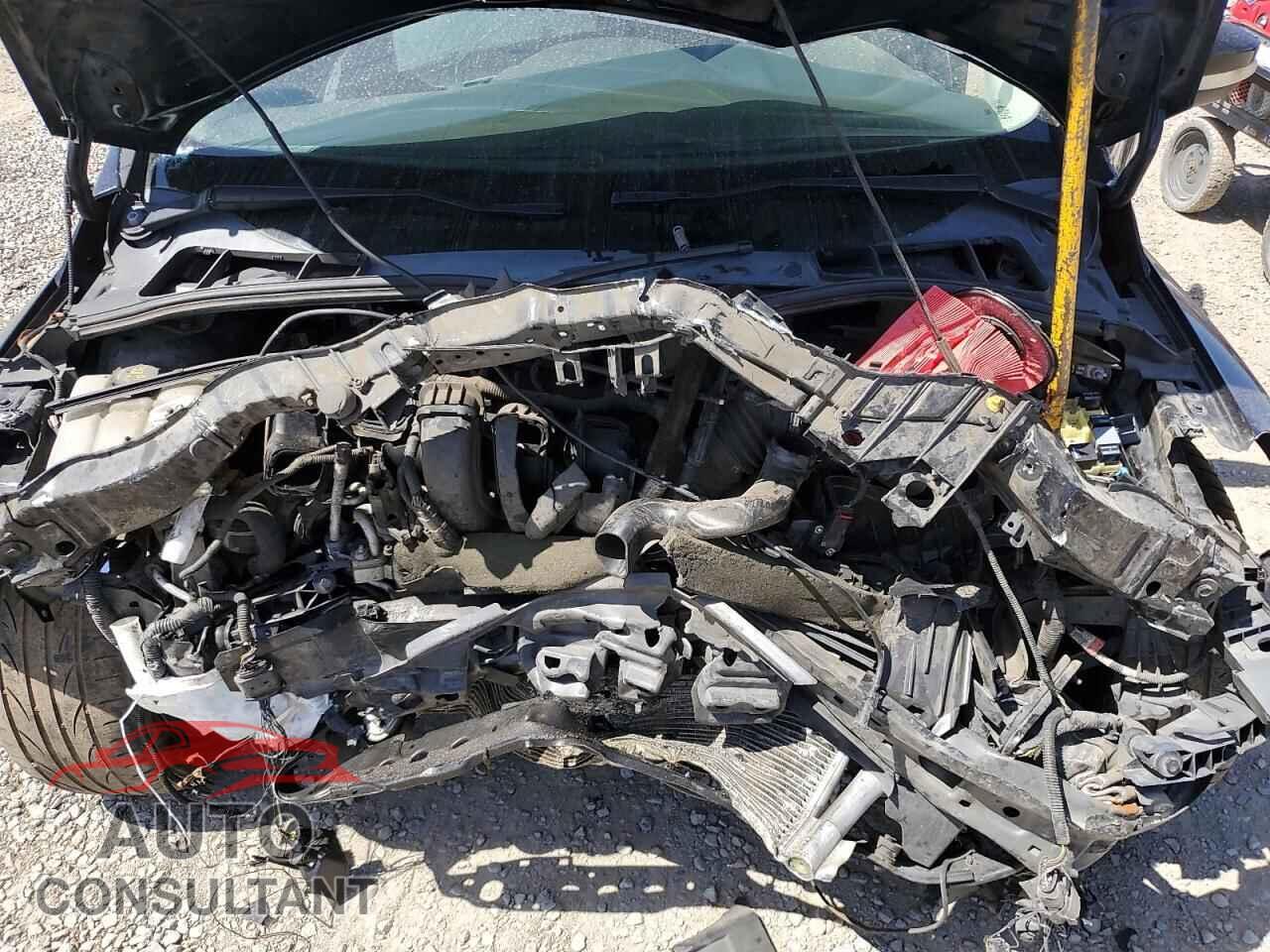 FORD FOCUS 2016 - 1FADP3F29GL203376