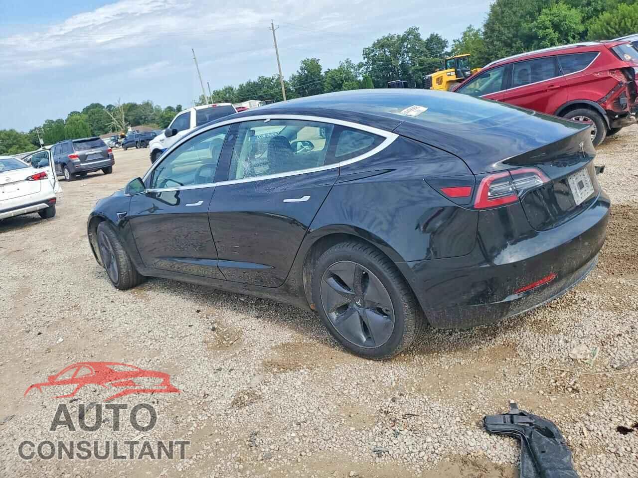 TESLA MODEL 3 2018 - 5YJ3E1EA0JF172117