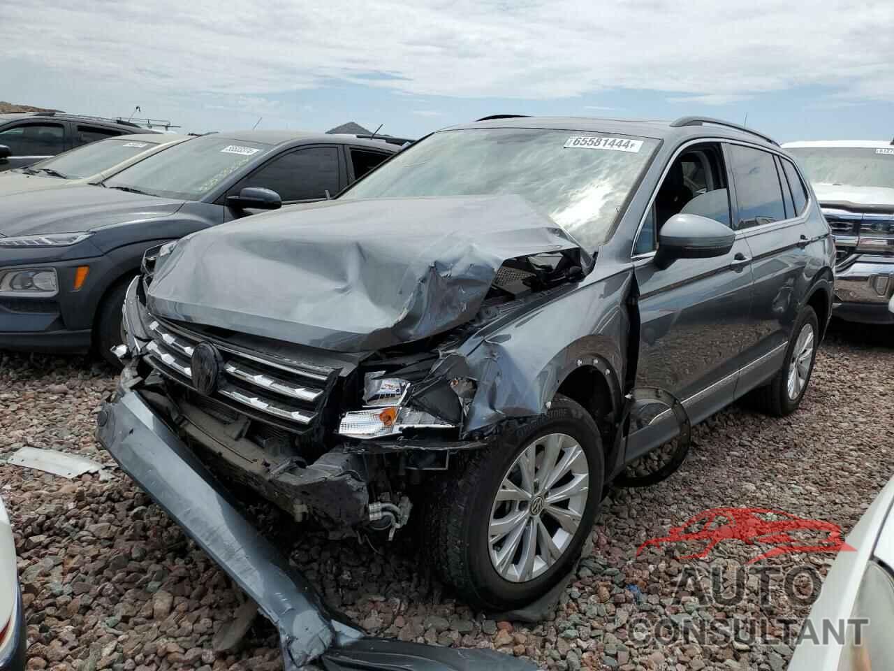 VOLKSWAGEN TIGUAN 2018 - 3VV2B7AX1JM172786