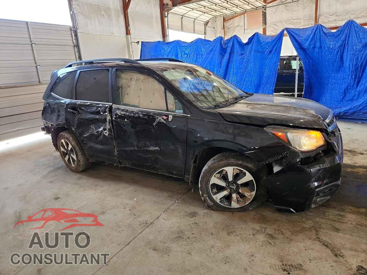 SUBARU FORESTER 2017 - JF2SJAJC7HH447900