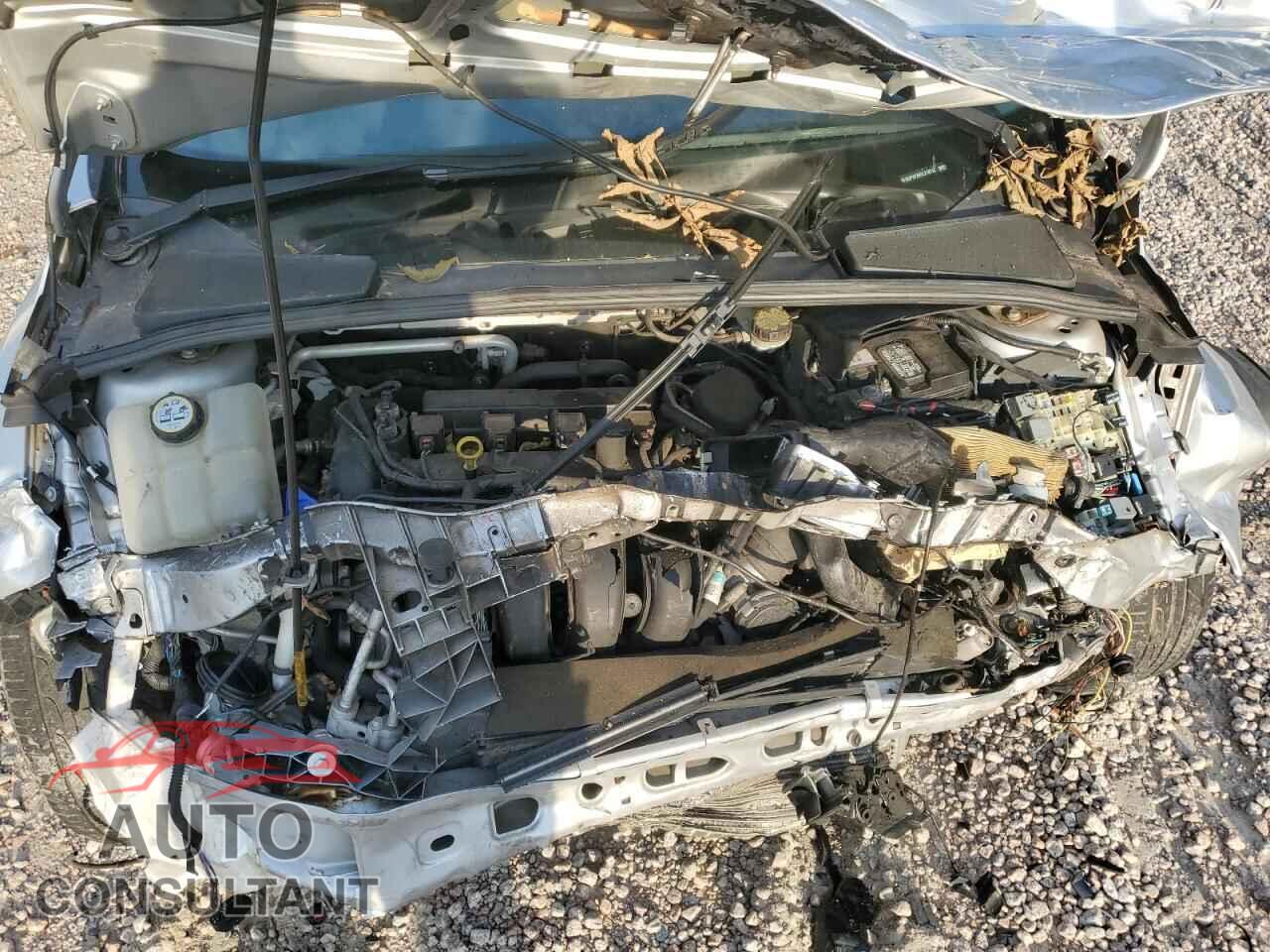 FORD FOCUS 2013 - 1FADP3F26DL219742