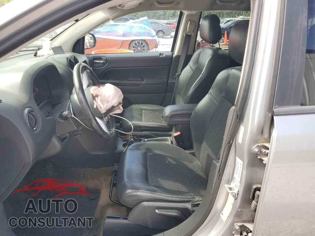 JEEP COMPASS 2017 - 1C4NJCBA4HD166777