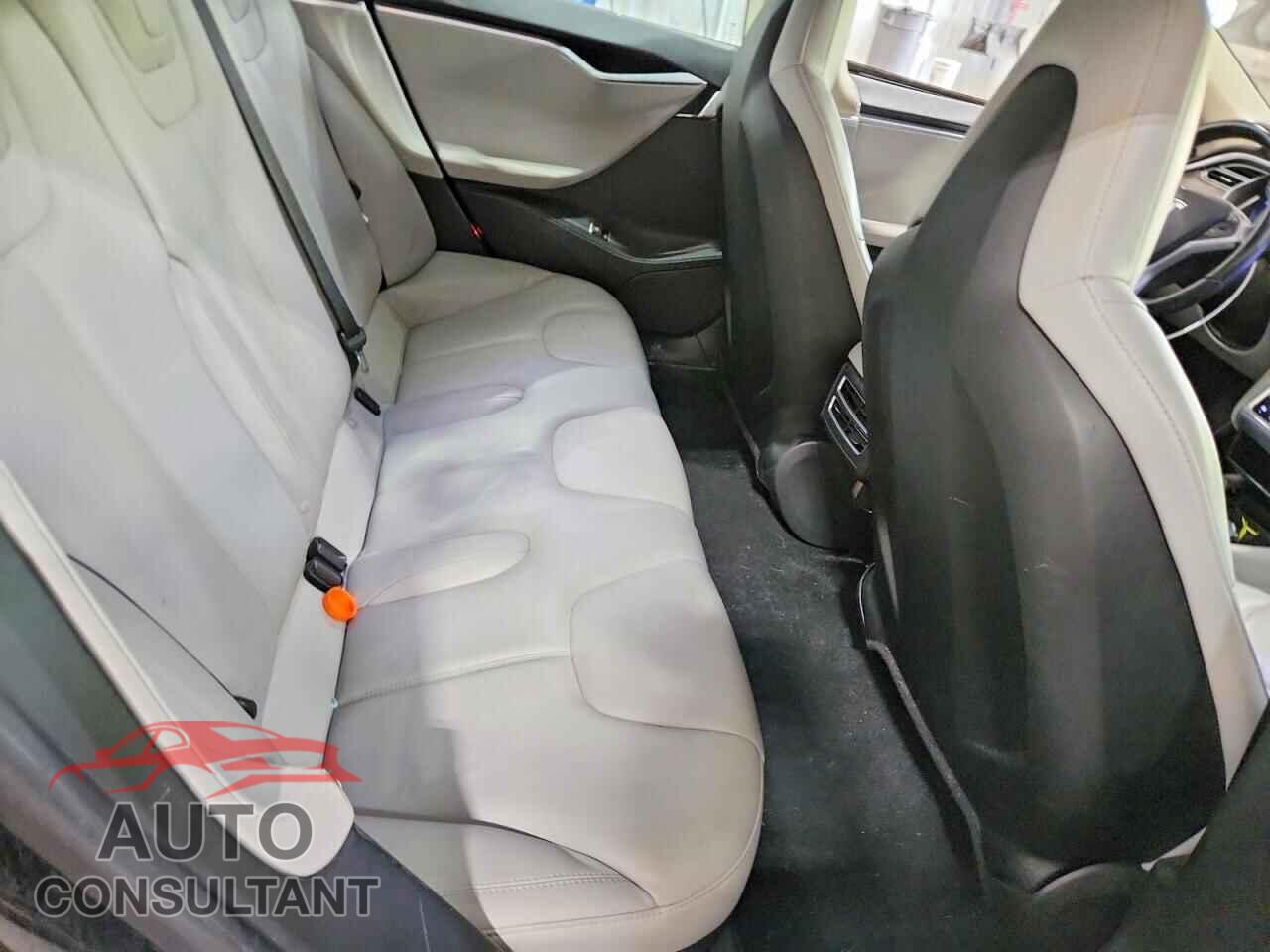 TESLA MODEL S 2014 - 5YJSA1H18EFP49436