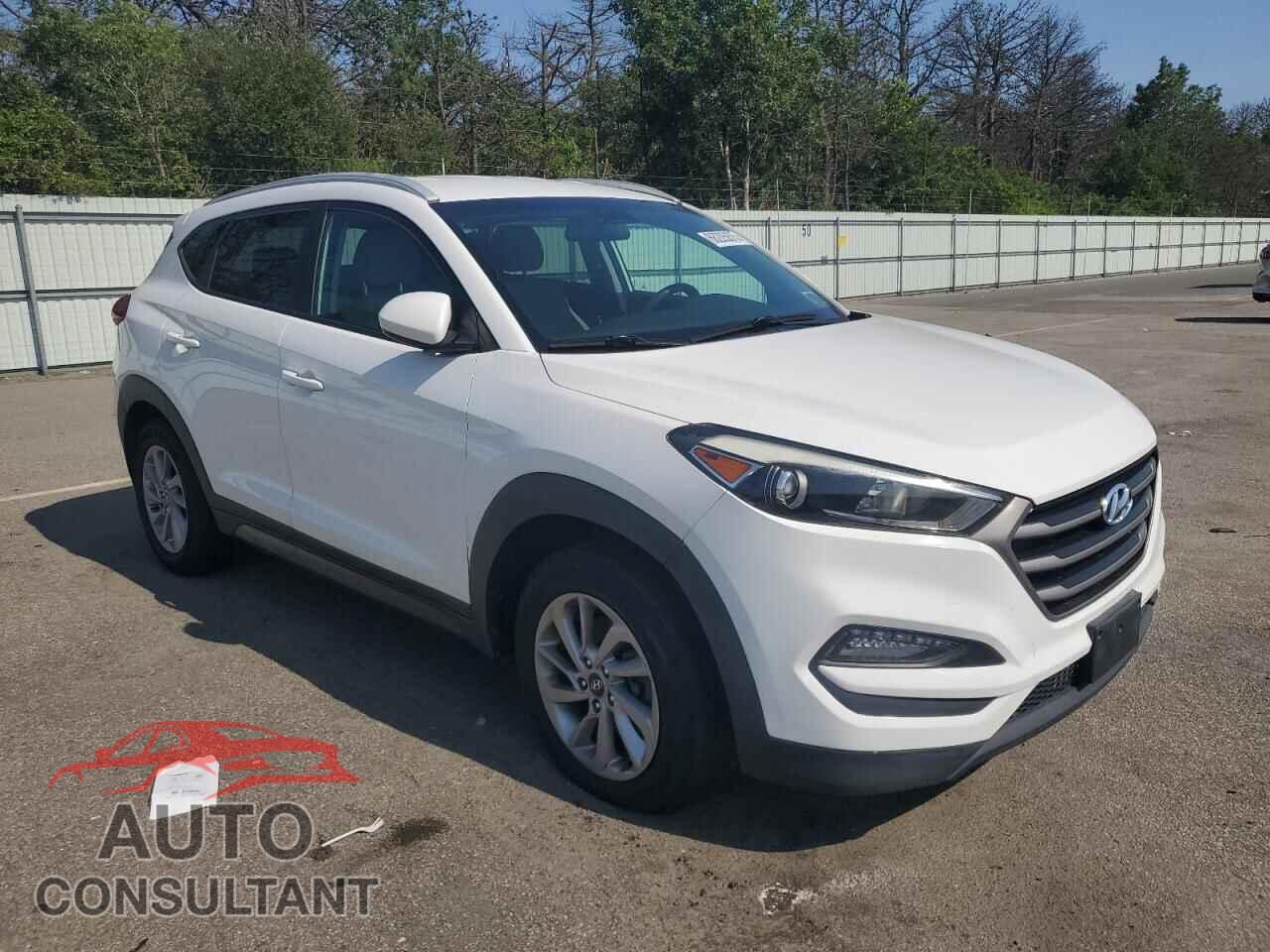 HYUNDAI TUCSON 2016 - KM8J3CA48GU077227
