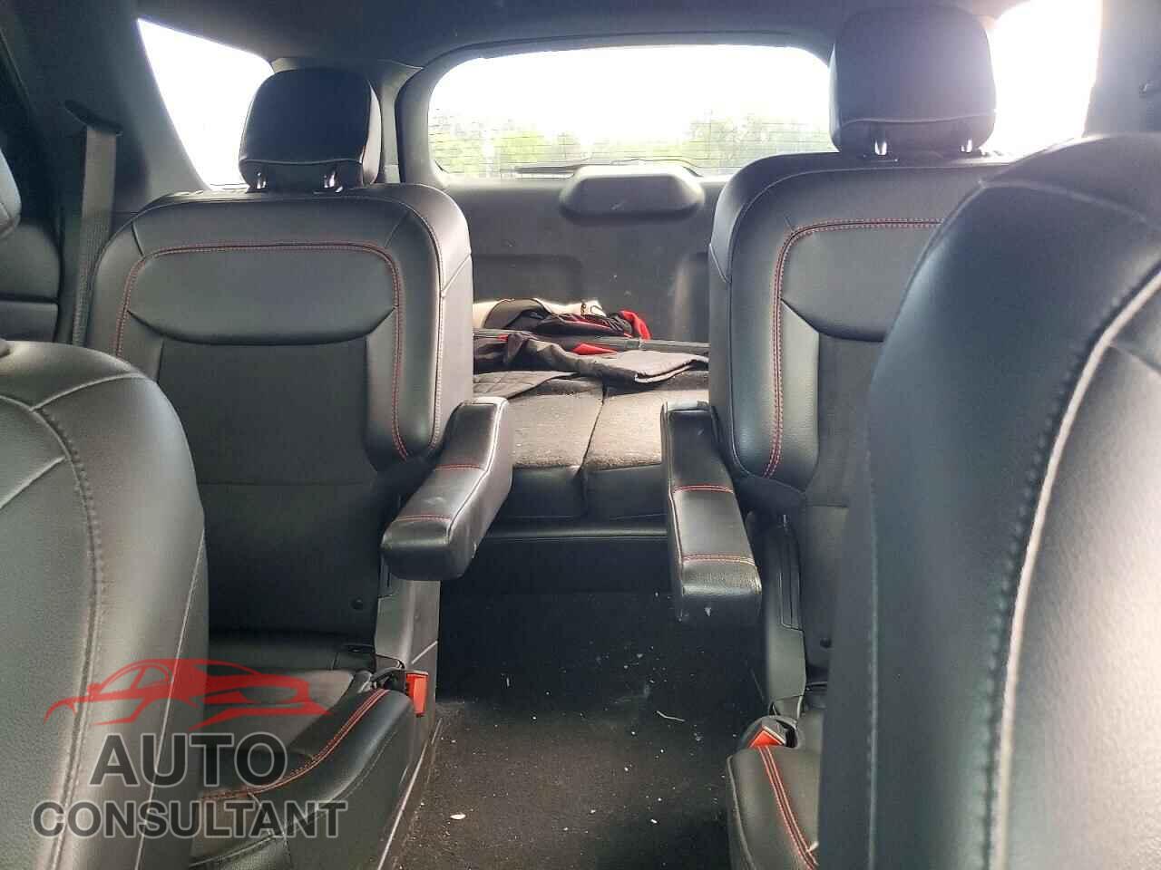 FORD EXPLORER 2024 - 1FMSK8KH9RGA35558