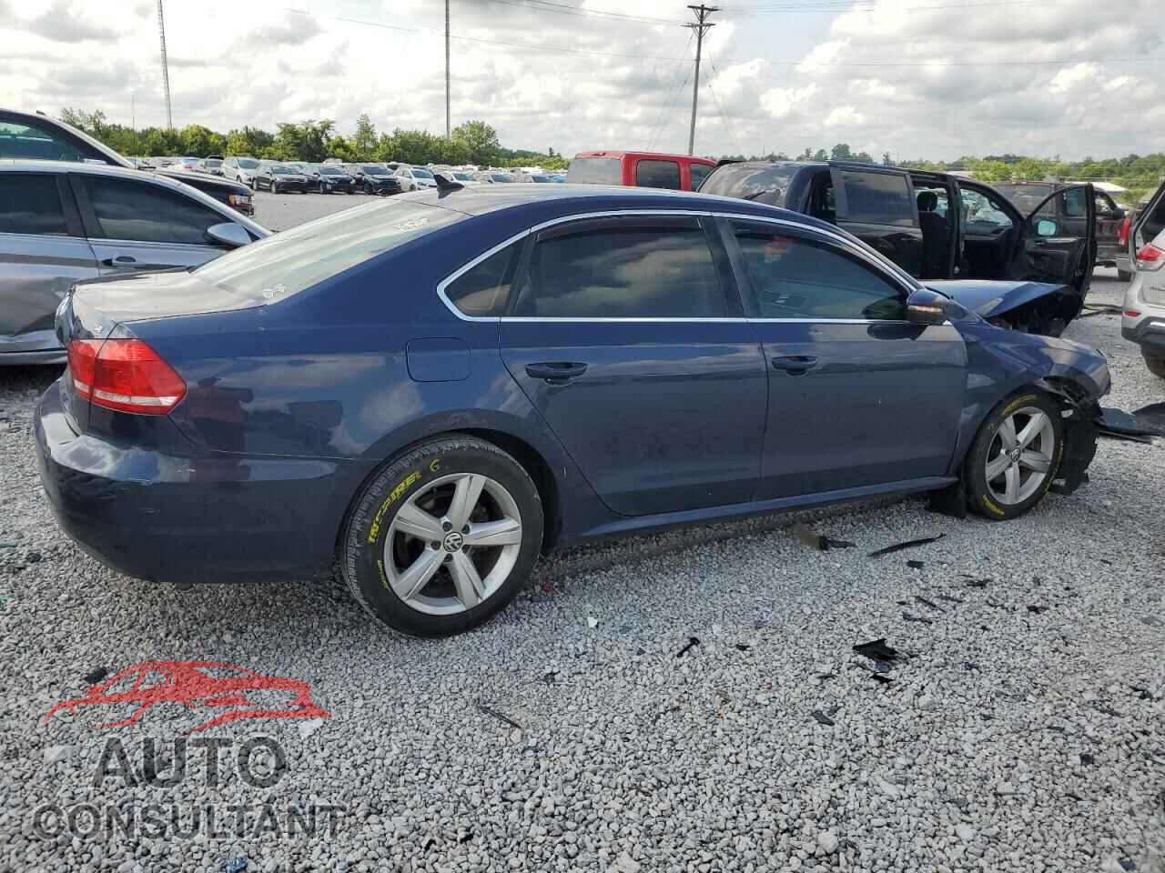 VOLKSWAGEN PASSAT 2012 - 1VWBP7A34CC044668