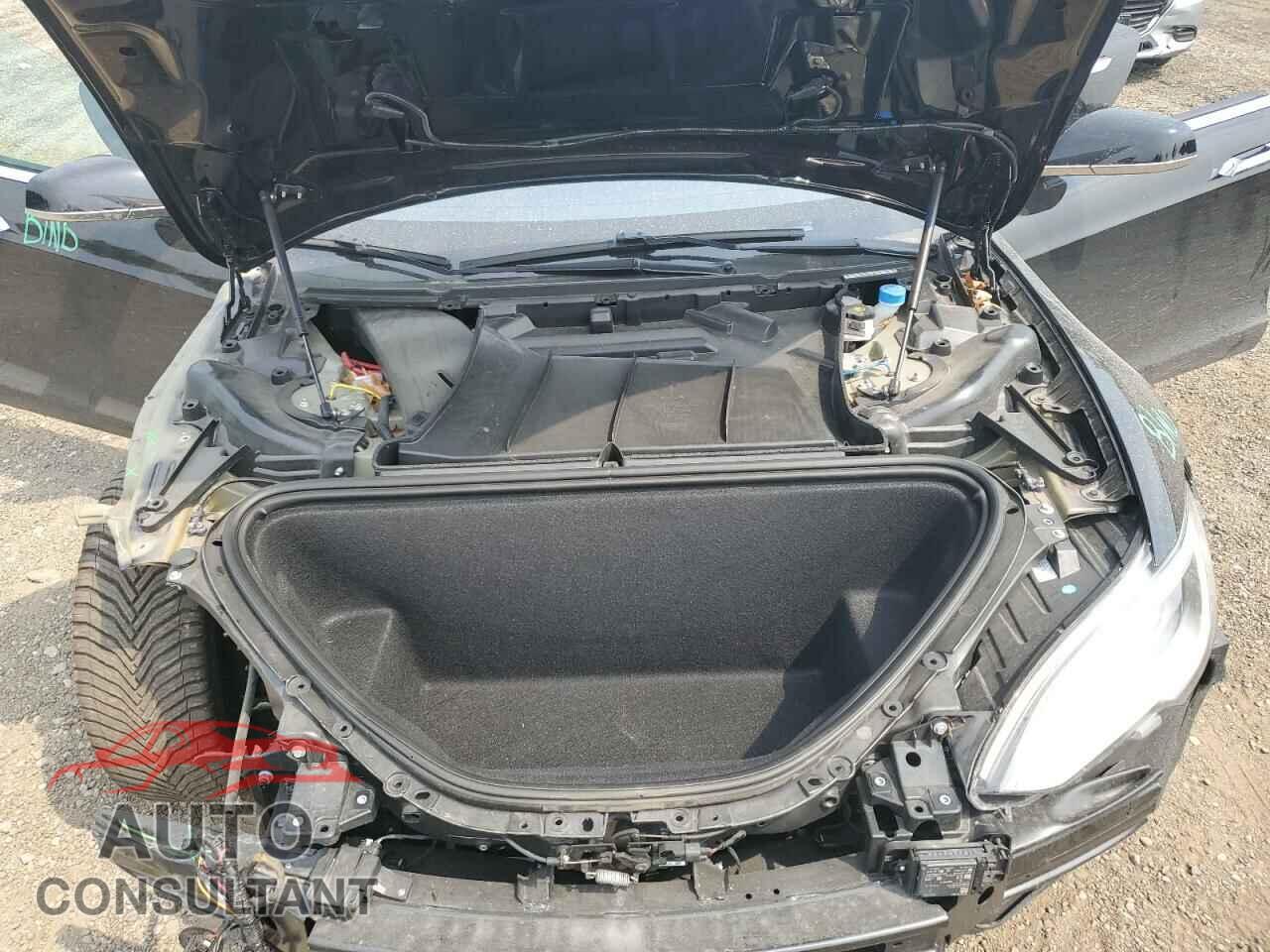 TESLA MODEL S 2019 - 5YJSA1E4XKF333902