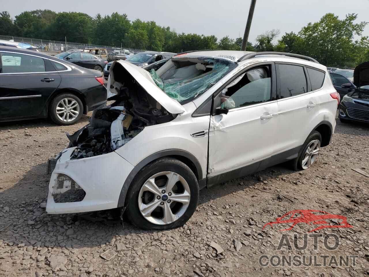 FORD ESCAPE 2015 - 1FMCU0GX0FUC72937