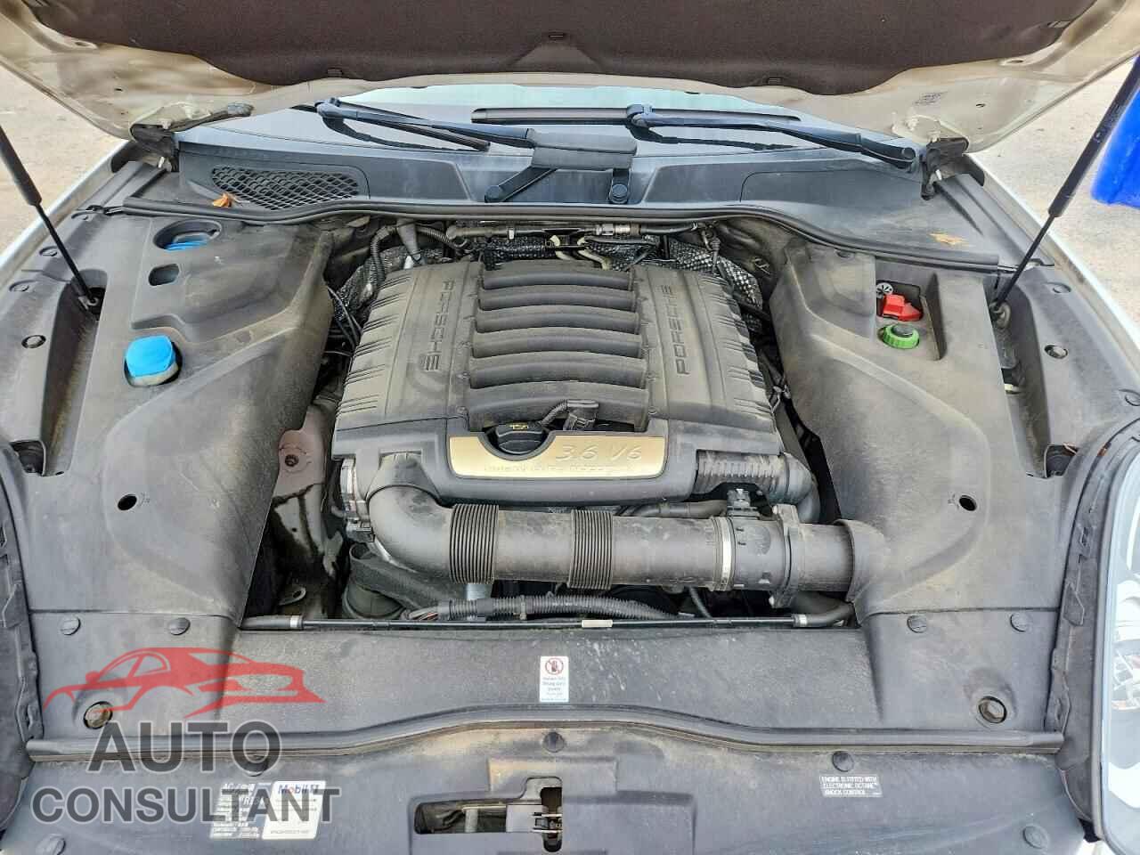 PORSCHE CAYENNE 2016 - WP1AA2A25GKA16091