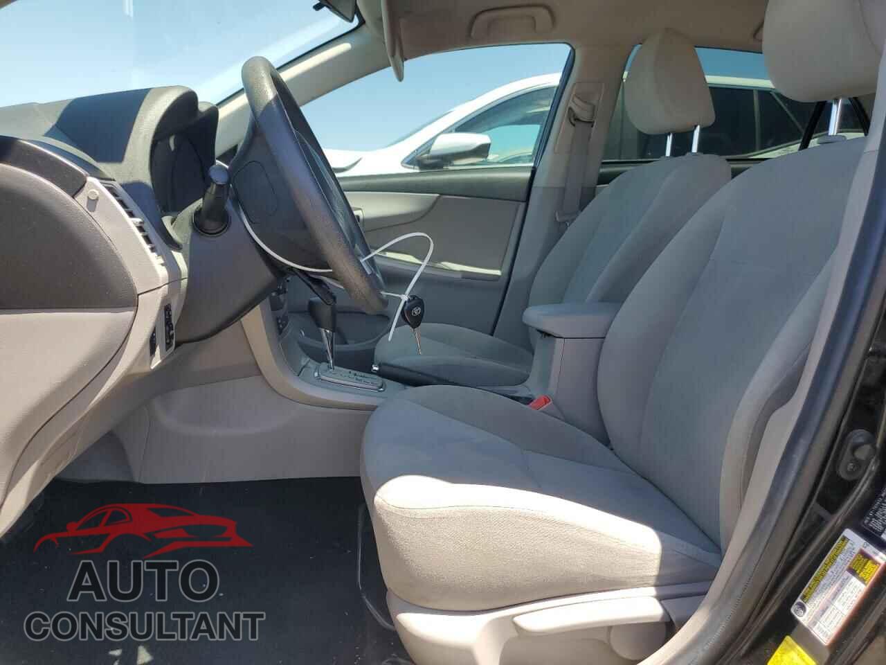 TOYOTA COROLLA 2013 - 2T1BU4EE6DC012674