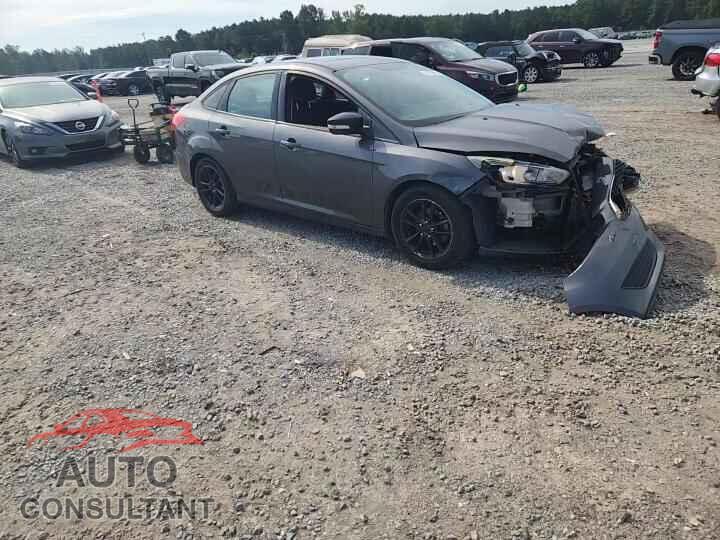 FORD FOCUS 2015 - 1FADP3F25FL311136