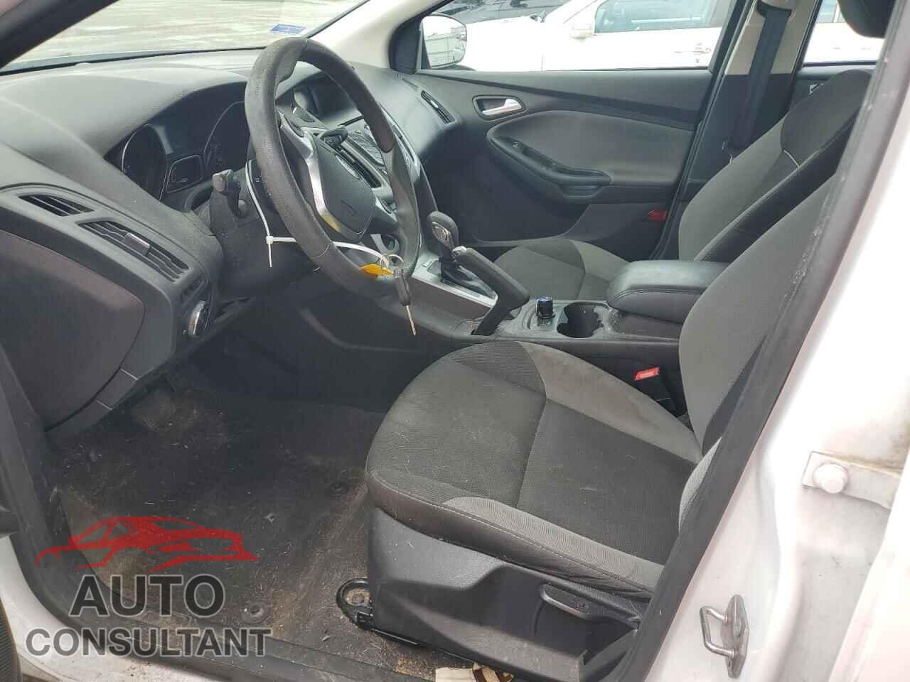 FORD FOCUS 2014 - 1FADP3F25EL349139