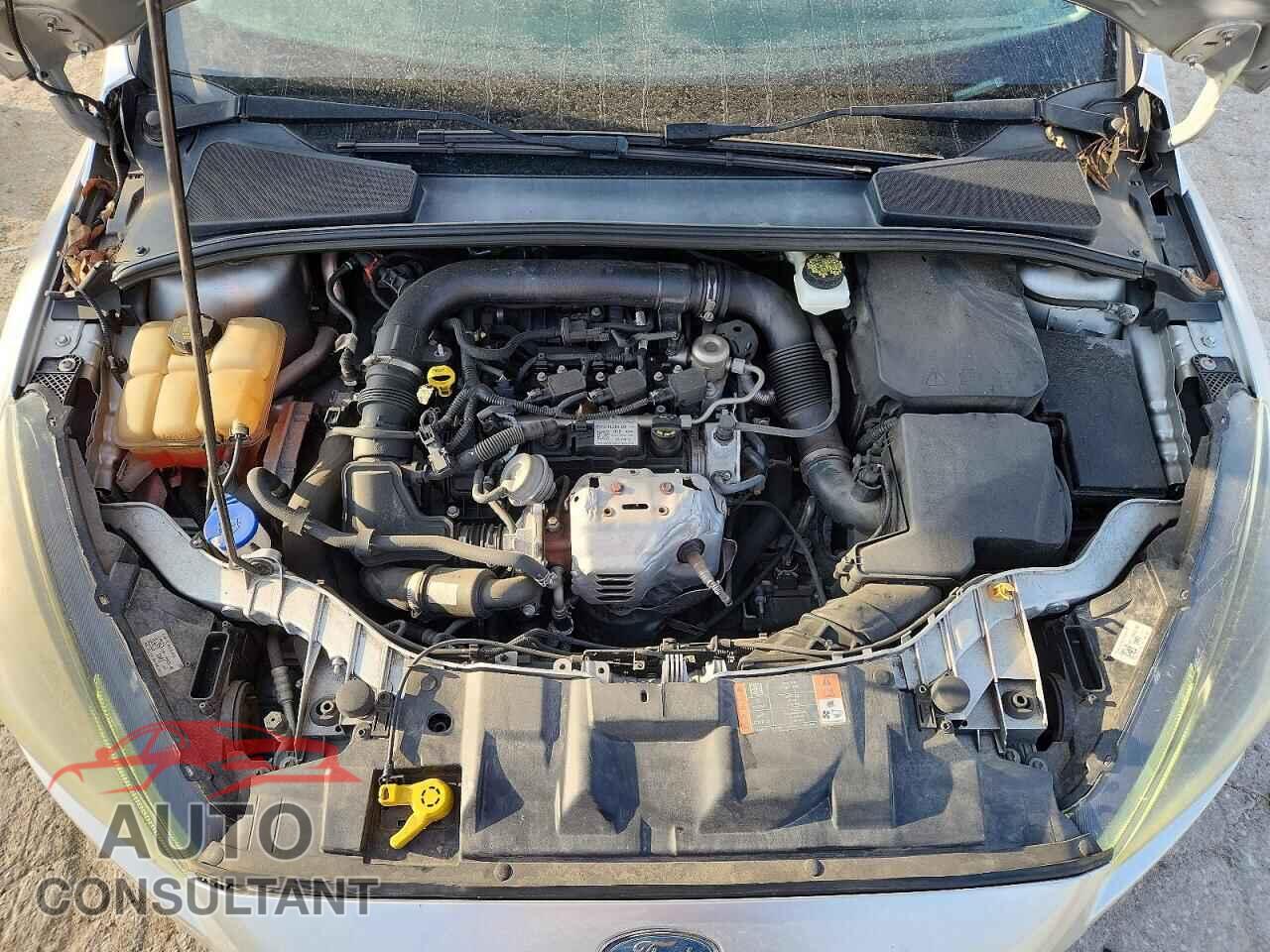 FORD FOCUS 2017 - 1FADP3FE8HL289825