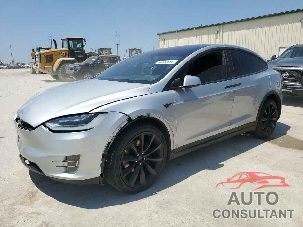 TESLA MODEL X 2016 - 5YJXCAE26GF007987