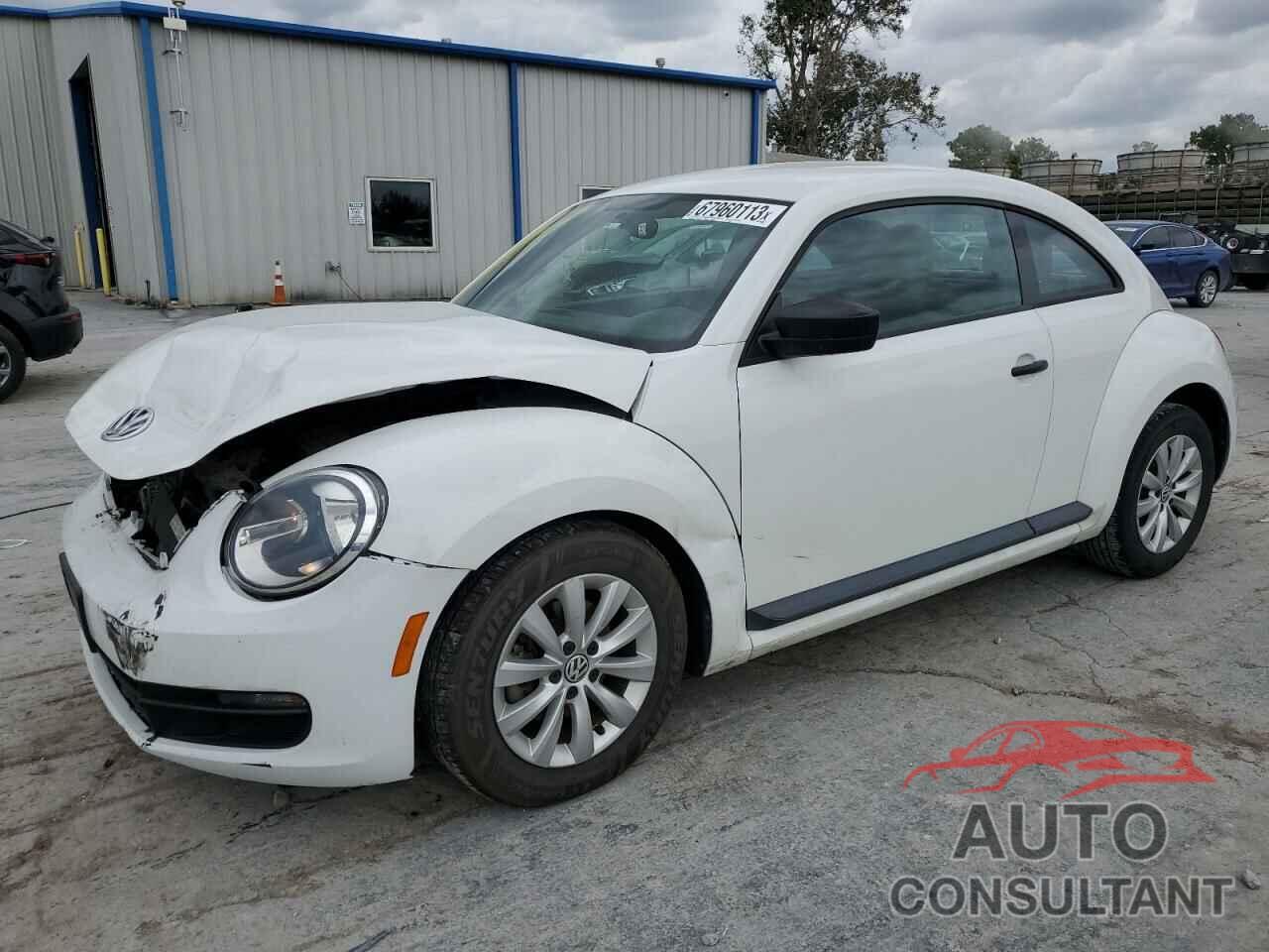 VOLKSWAGEN BEETLE 2015 - 3VWF17AT7FM634496