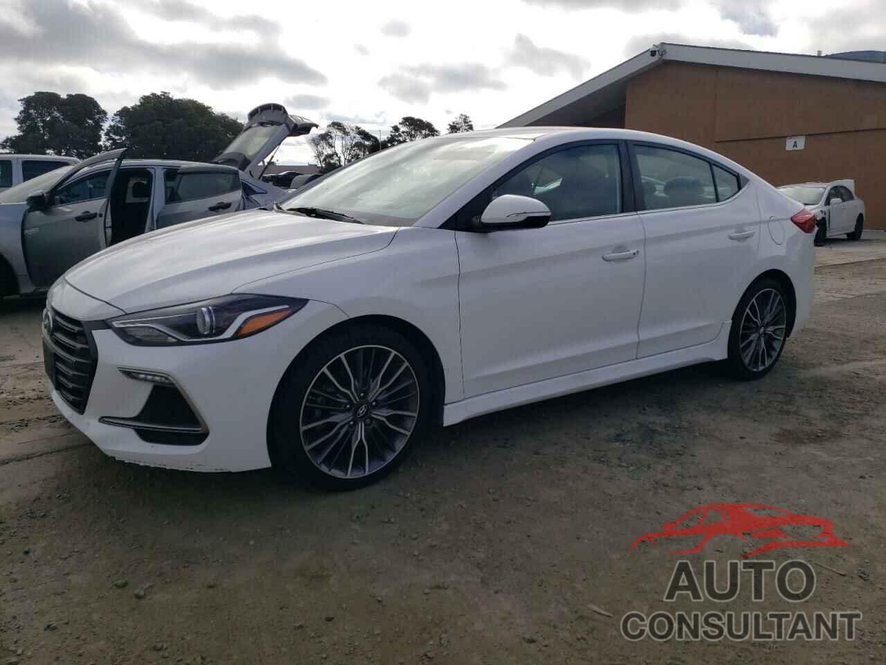 HYUNDAI ELANTRA 2017 - KMHD04LB1HU357435