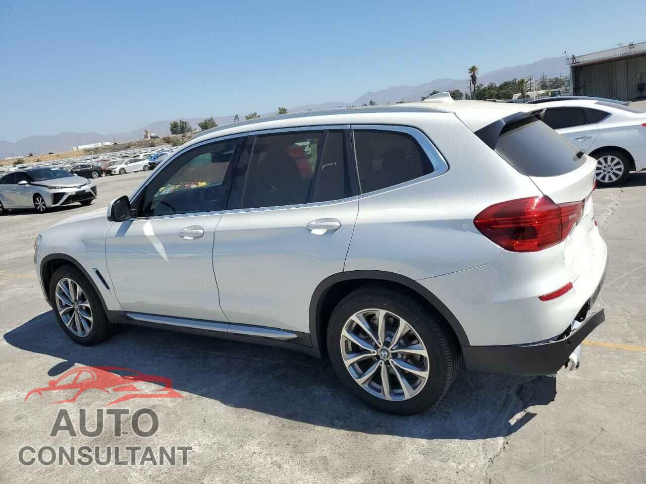 BMW X3 2019 - 5UXTR7C51KLF26613
